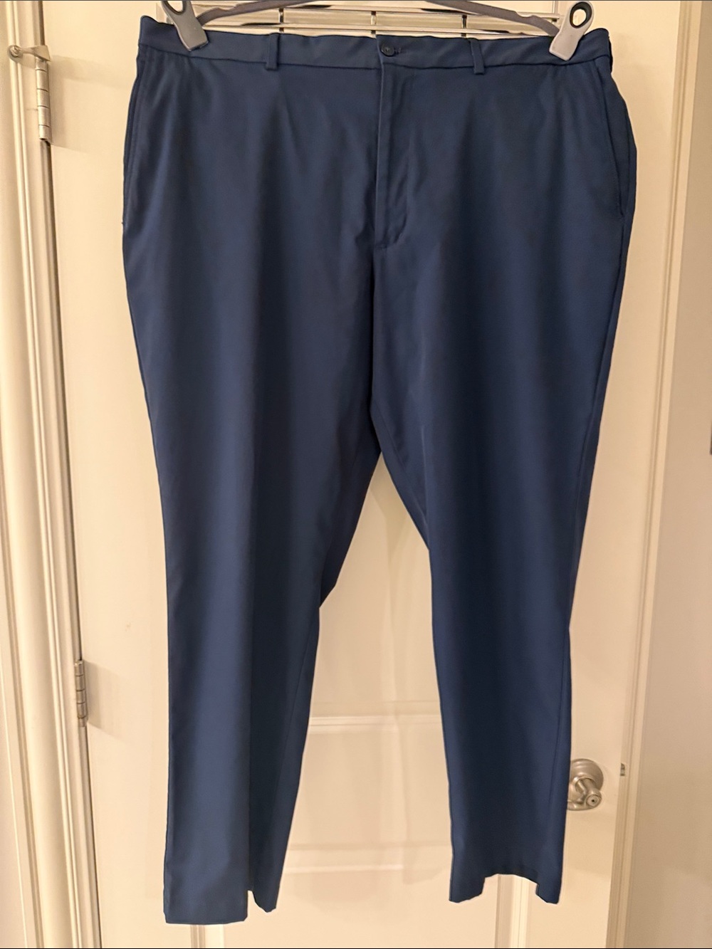 Walter Hagen Men's Deep Navy Flat-Front Dress Pants